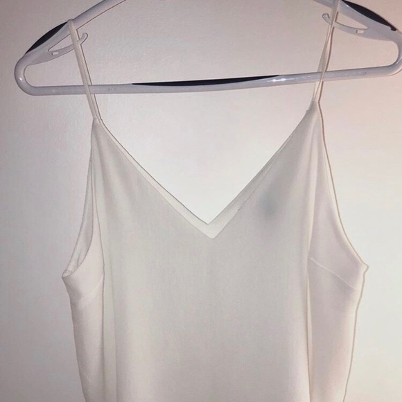 white tanktop - Picture 2 of 2